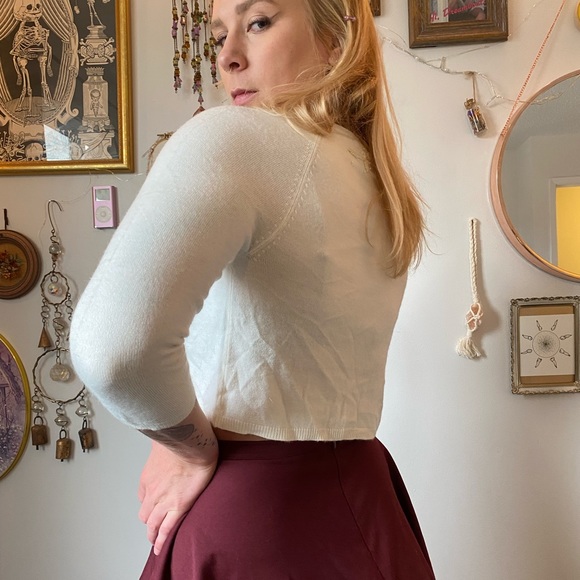 Y2K adorable beaded cardi - Picture 4 of 6